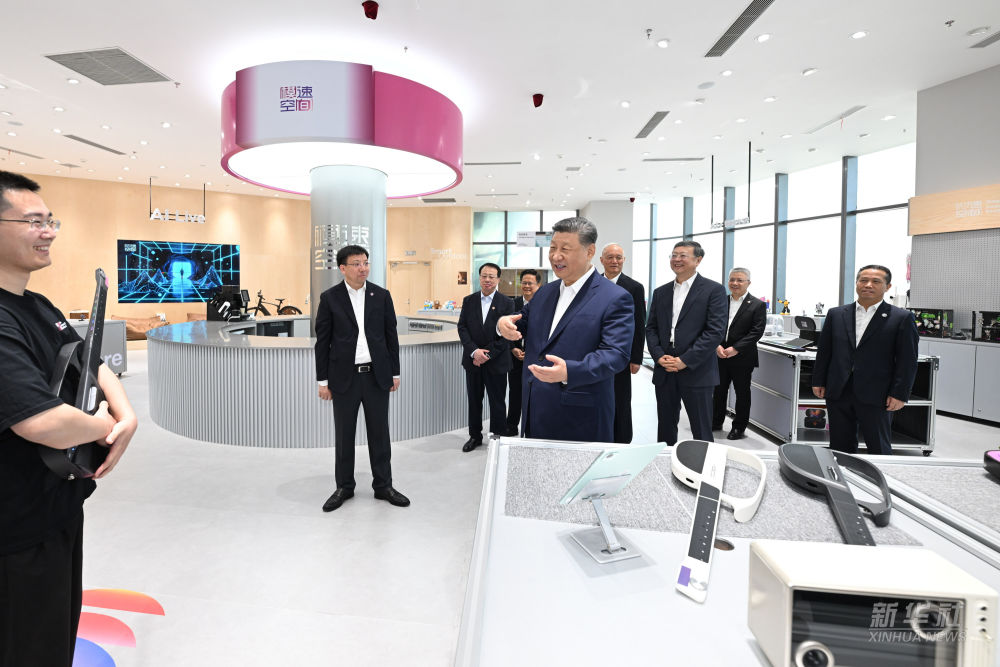 <span>Incubated Products Frequently Catch the Eyes of General Secretary: How is the "XbotPark Paradigm" of New Productive Forces Forged?</span>
