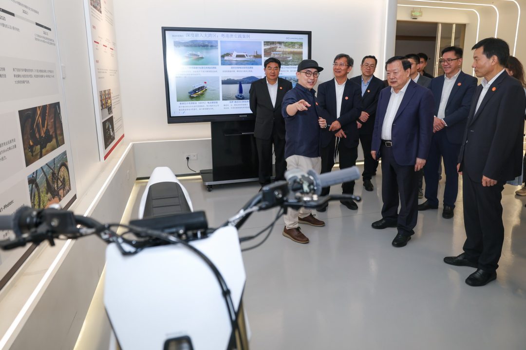 <span>Xia Baolong Visits XbotPark for Research Inspection</span>
