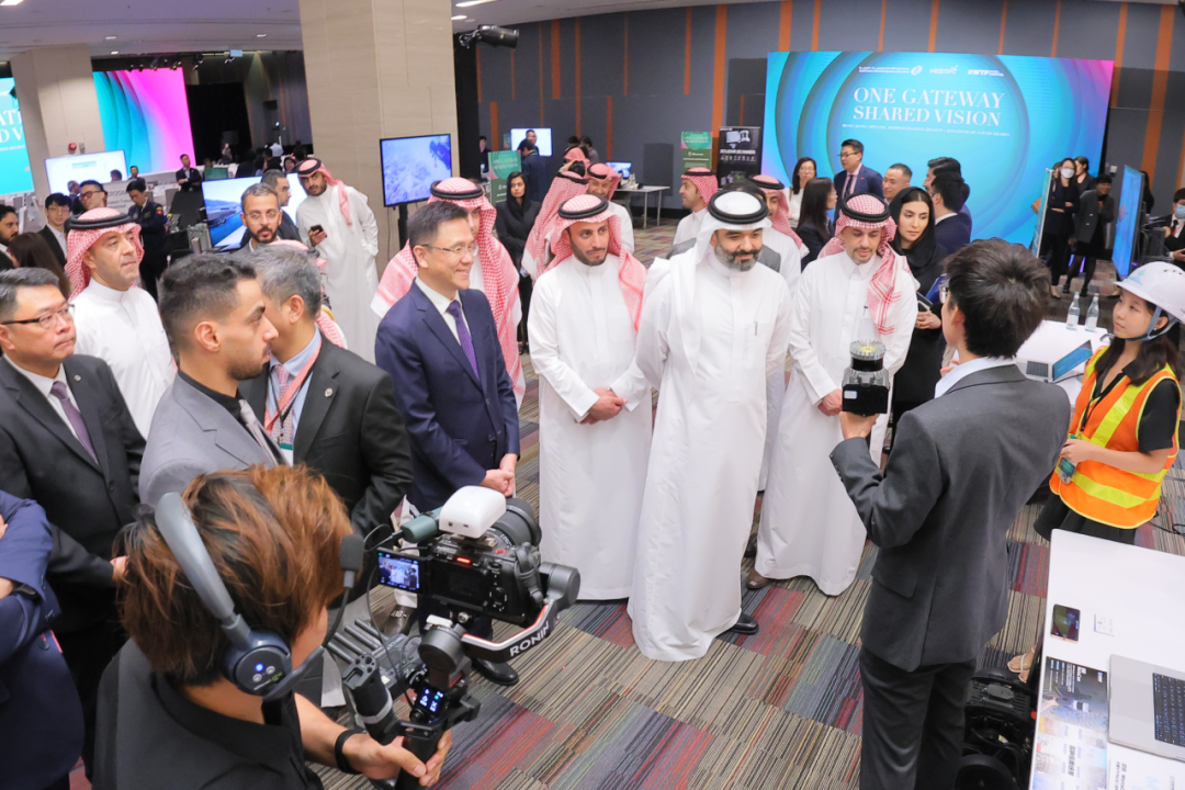 Saudi Delegation Visits Hong Kong, Skyland Innovation Products Make an appearance