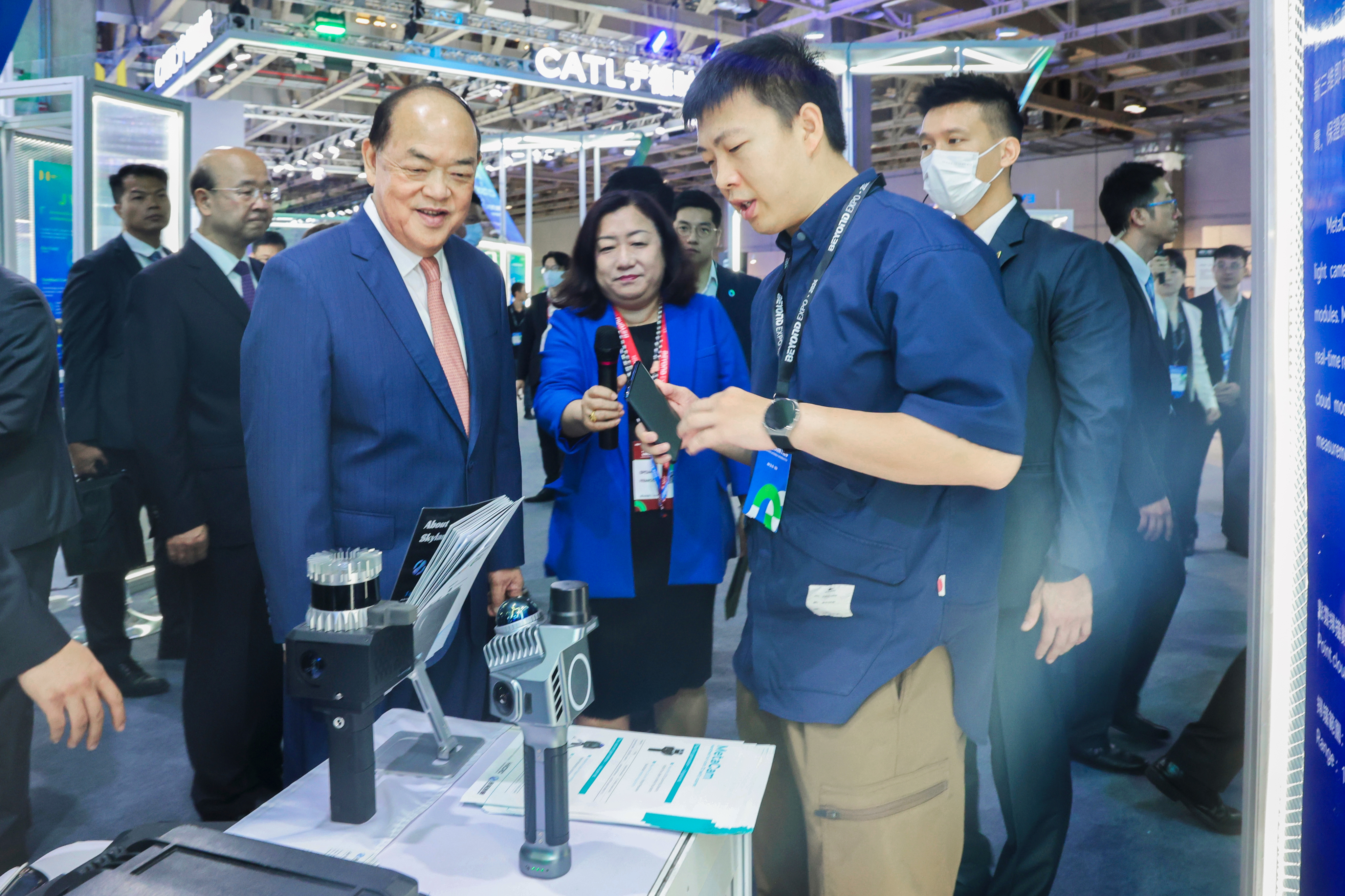 BEYOND Expo  | Macao Chief Executive Visited Three Products of HKCRC